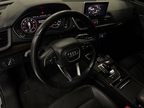 Used 2019 Audi Q5 2.0T Premium Plus image 12