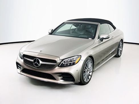 Used 2019 Mercedes-Benz C 300 Cabriolet image 3