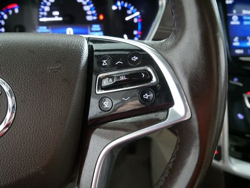 Used 2015 Cadillac SRX Luxury w/ Driver Awareness Package AWD/4WD image 28