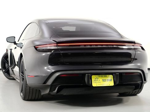 Used 2020 Porsche Taycan Turbo image 6