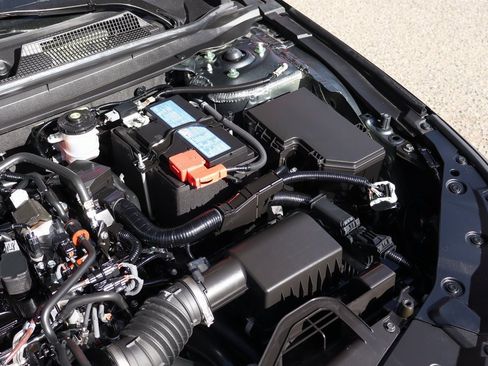 Used 2024 Honda Accord EX image 11