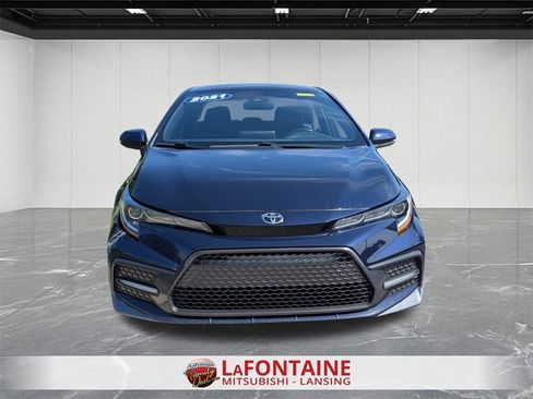 Used 2021 Toyota Corolla SE w/ SE Premium Package image 8