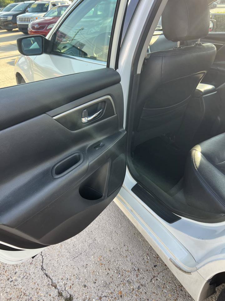 Used 2015 Nissan Altima 2.5 S w/ Power Driver Seat Package FWD image 9