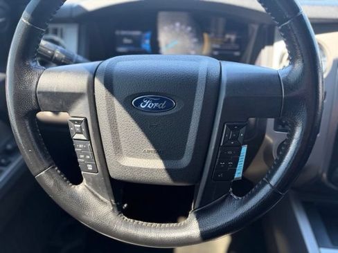 Used 2016 Ford Expedition EL XLT w/ Equipment Group 202A AWD/4WD image 13