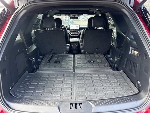 Certified 2025 Ford Explorer ST-Line w/ Premium Package image 12