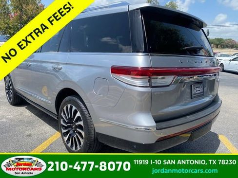 Used 2023 Lincoln Navigator Black Label AWD/4WD image 3