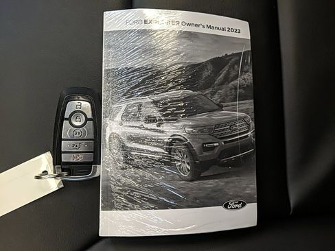 Used 2023 Ford Explorer XLT w/ Equipment Group 202A image 30