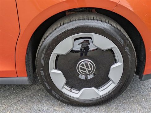 New 2025 Volkswagen ID. Buzz Pro S Plus image 12