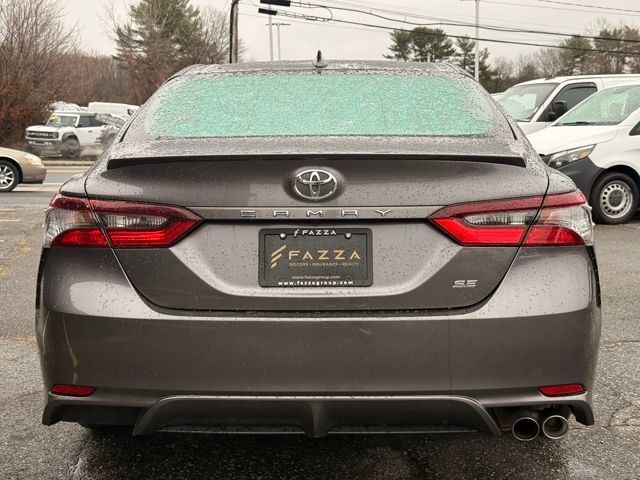 Used 2023 Toyota Camry SE FWD image 9