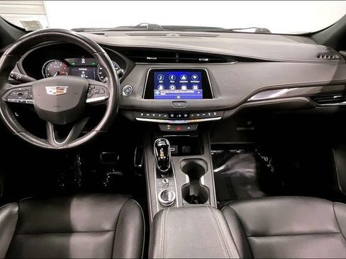 Used 2023 Cadillac XT4 Sport FWD image 17