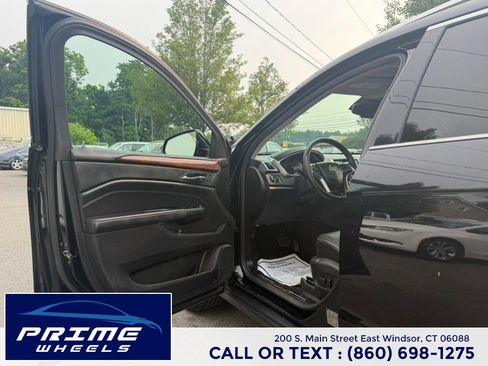 Used 2014 Cadillac SRX Luxury w/ Driver Awareness Package AWD/4WD image 9