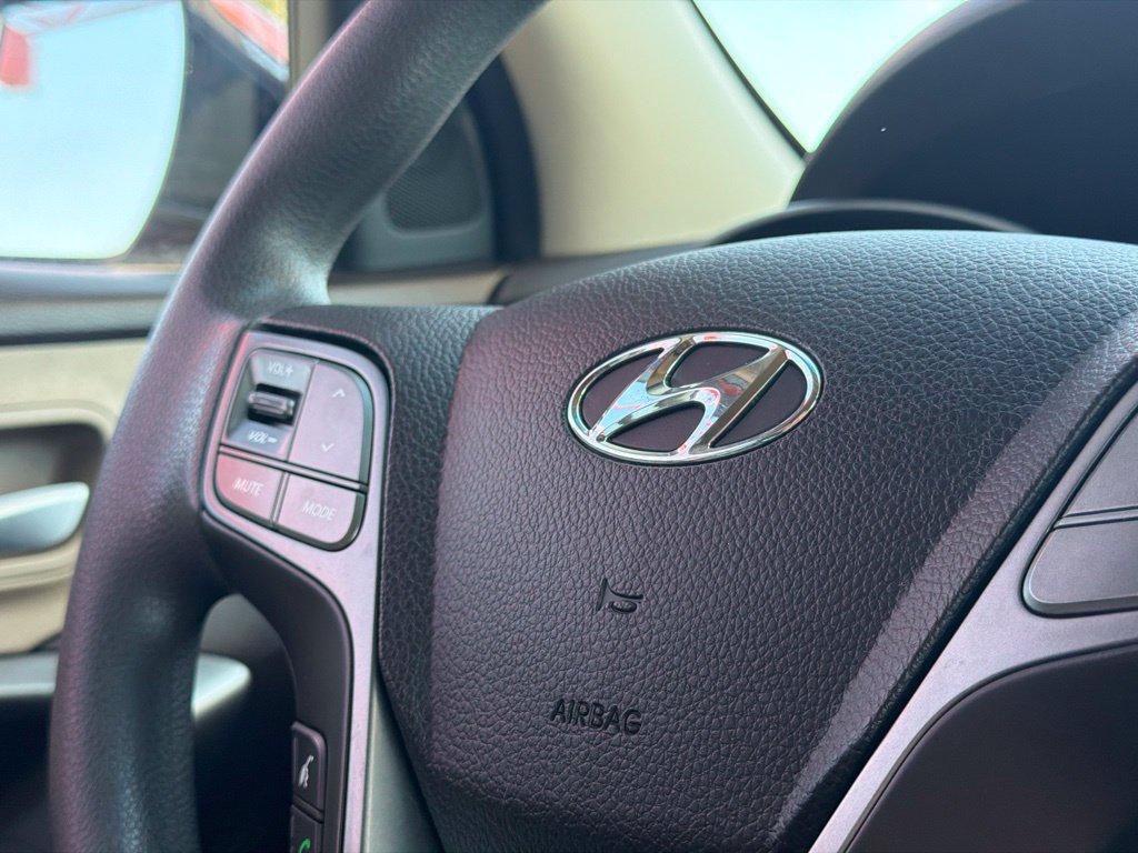 Used 2017 Hyundai Santa Fe Sport AWD/4WD image 27