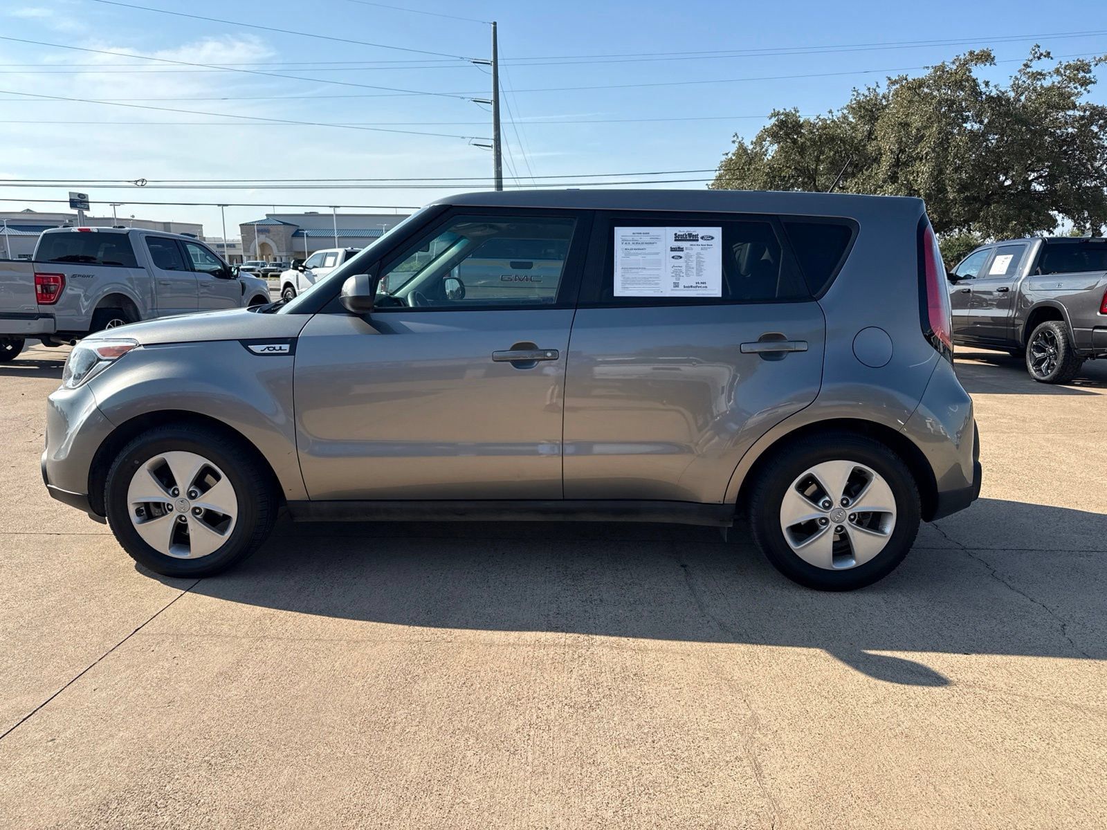 Used 2016 Kia Soul FWD image 4
