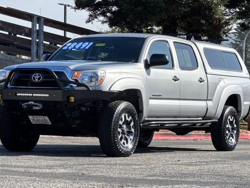 Used 2014 Toyota Tacoma 4x4 Double Cab w/ SR5 Package image 10