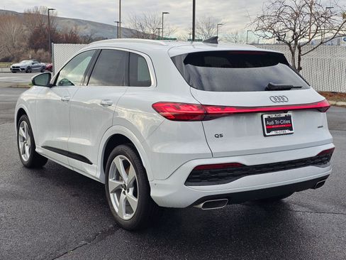 New 2025 Audi Q5 Prestige image 4