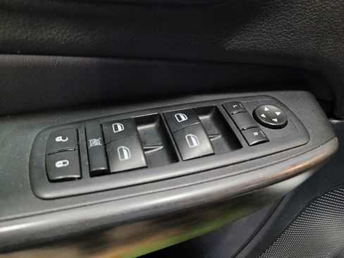 Used 2015 Jeep Cherokee Limited AWD/4WD image 27