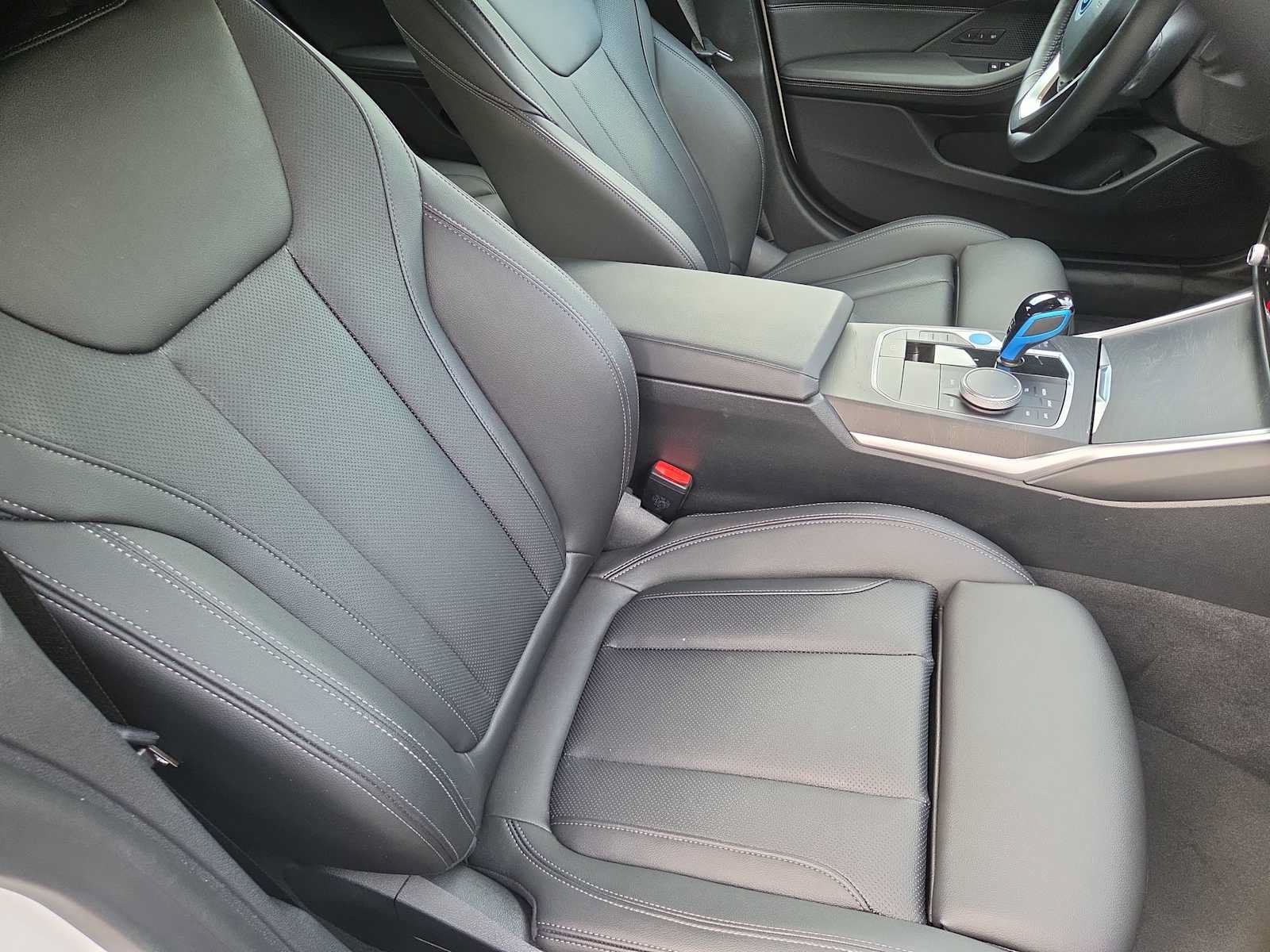 Used 2023 BMW i4 eDrive40 w/ Premium Package RWD image 22