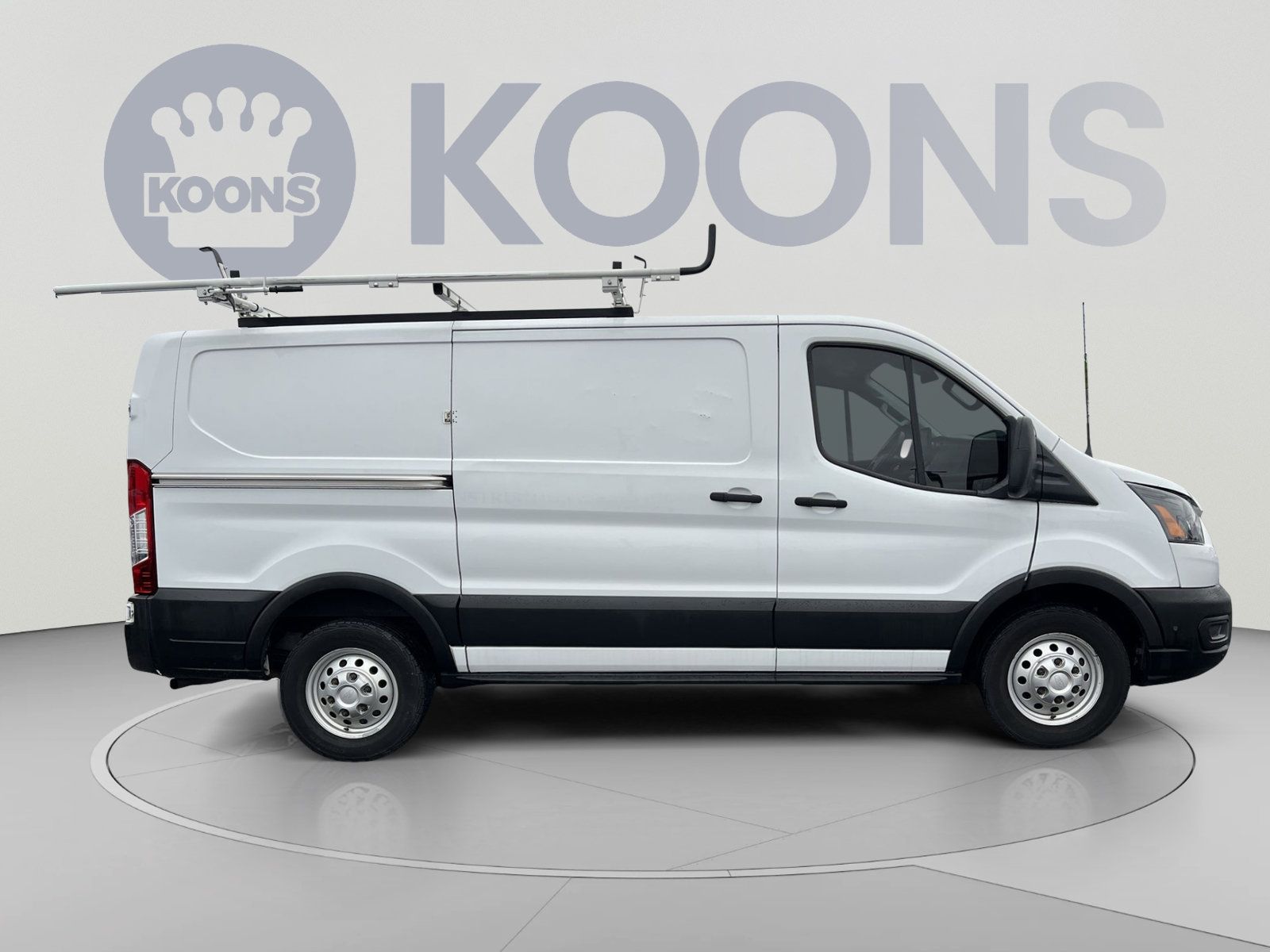 Used 2022 Ford Transit 250 Low Roof AWD image 8