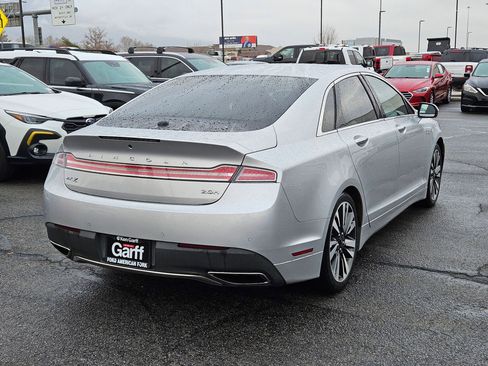 Used 2018 Lincoln MKZ Reserve image 3
