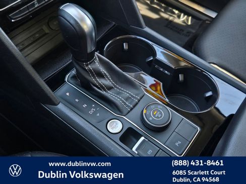 Certified 2023 Volkswagen Atlas SEL R-Line image 19