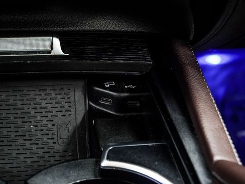 Used 2022 Mercedes-Benz GLS 580 4MATIC image 23