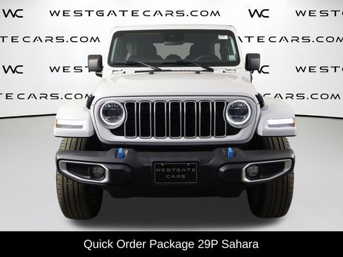 Used 2024 Jeep Wrangler Unlimited Sahara w/ Dual Top Group AWD/4WD image 2