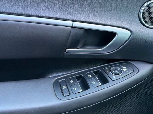 Certified 2024 Hyundai Sonata SEL FWD image 11