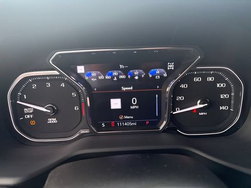 Used 2021 GMC Yukon Denali w/ Denali Premium Package AWD/4WD image 19