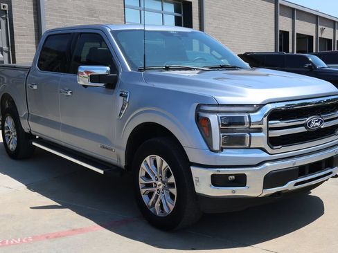 Used 2025 Ford F150 Lariat w/ Equipment Group 501A Mid AWD/4WD image 3