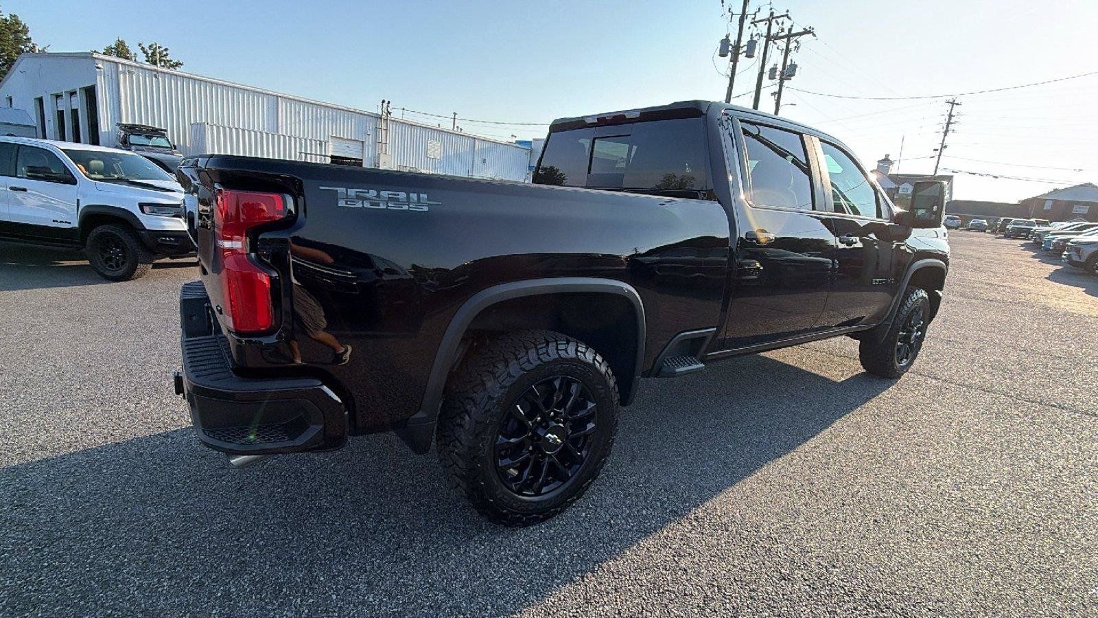 New 2026 Chevrolet Silverado 2500 LT w/ Trail Boss Package AWD/4WD image 8