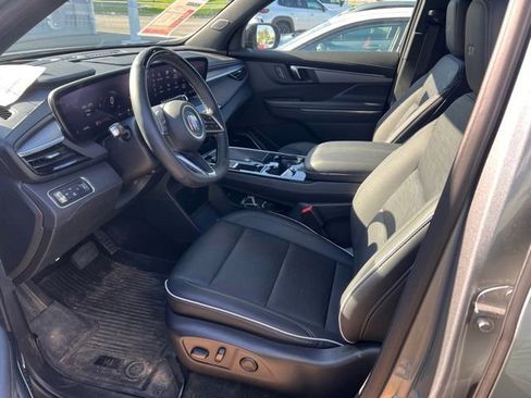 Used 2025 Buick Enclave Sport Touring w/ Super Cruise Package AWD/4WD image 8