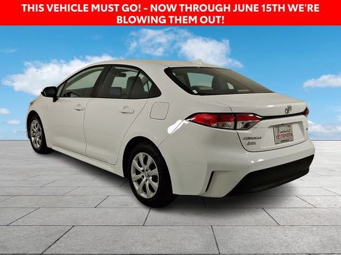 Used 2025 Toyota Corolla LE w/ Convenience Package FWD image 5
