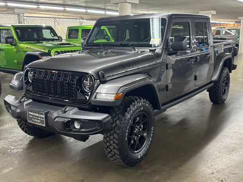 New 2026 Jeep Gladiator Sport AWD/4WD image 3