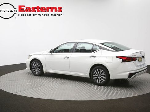 Used 2023 Nissan Altima 2.5 SV w/ SV Premium Package AWD/4WD image 63