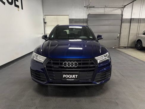 Used 2020 Audi Q5 2.0T Premium w/ Titanium Sport Package AWD/4WD image 3