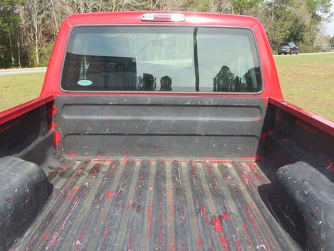 Used 2004 Ford Ranger XLT image 10
