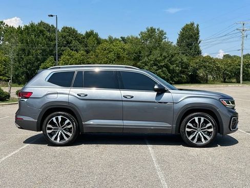 Used 2023 Volkswagen Atlas SEL Premium AWD/4WD image 6