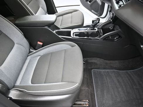 Used 2024 Chevrolet TrailBlazer LT w/ Convenience Package image 26