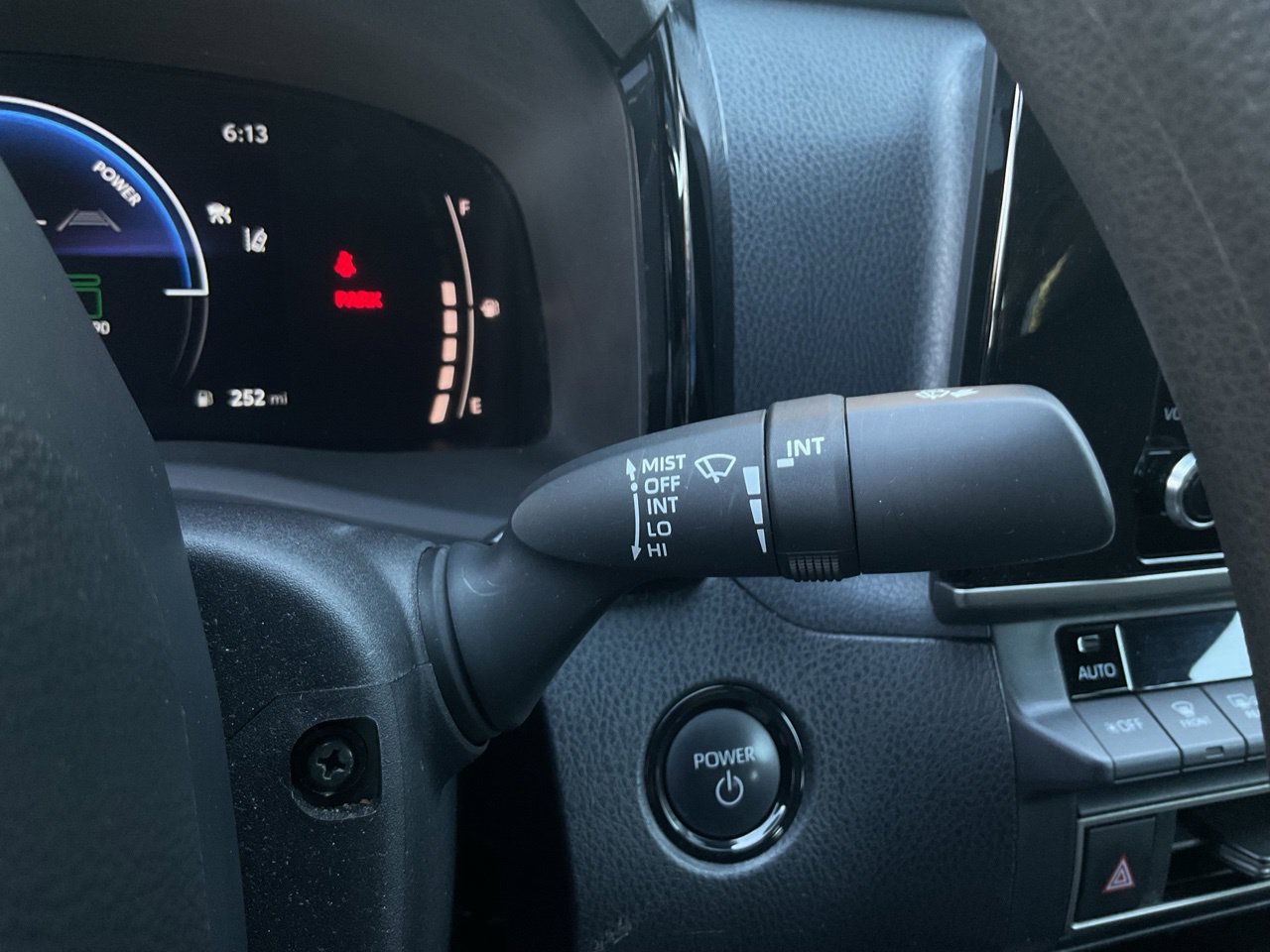 Used 2025 Toyota Camry LE FWD image 33