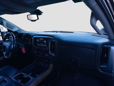 Used 2015 Chevrolet Silverado 3500 LTZ w/ LTZ Plus Package image 30