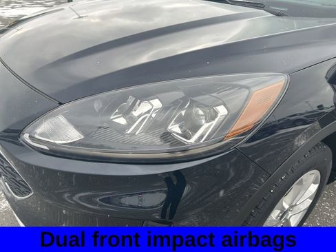 Used 2021 Ford Escape SE w/ Cold Weather Package image 17