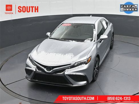 Used 2024 Toyota Camry SE image 45