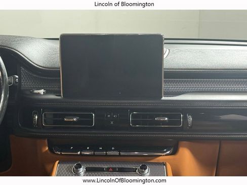 Certified 2023 Lincoln Aviator Black Label w/ Dynamic Handling Package AWD/4WD image 29