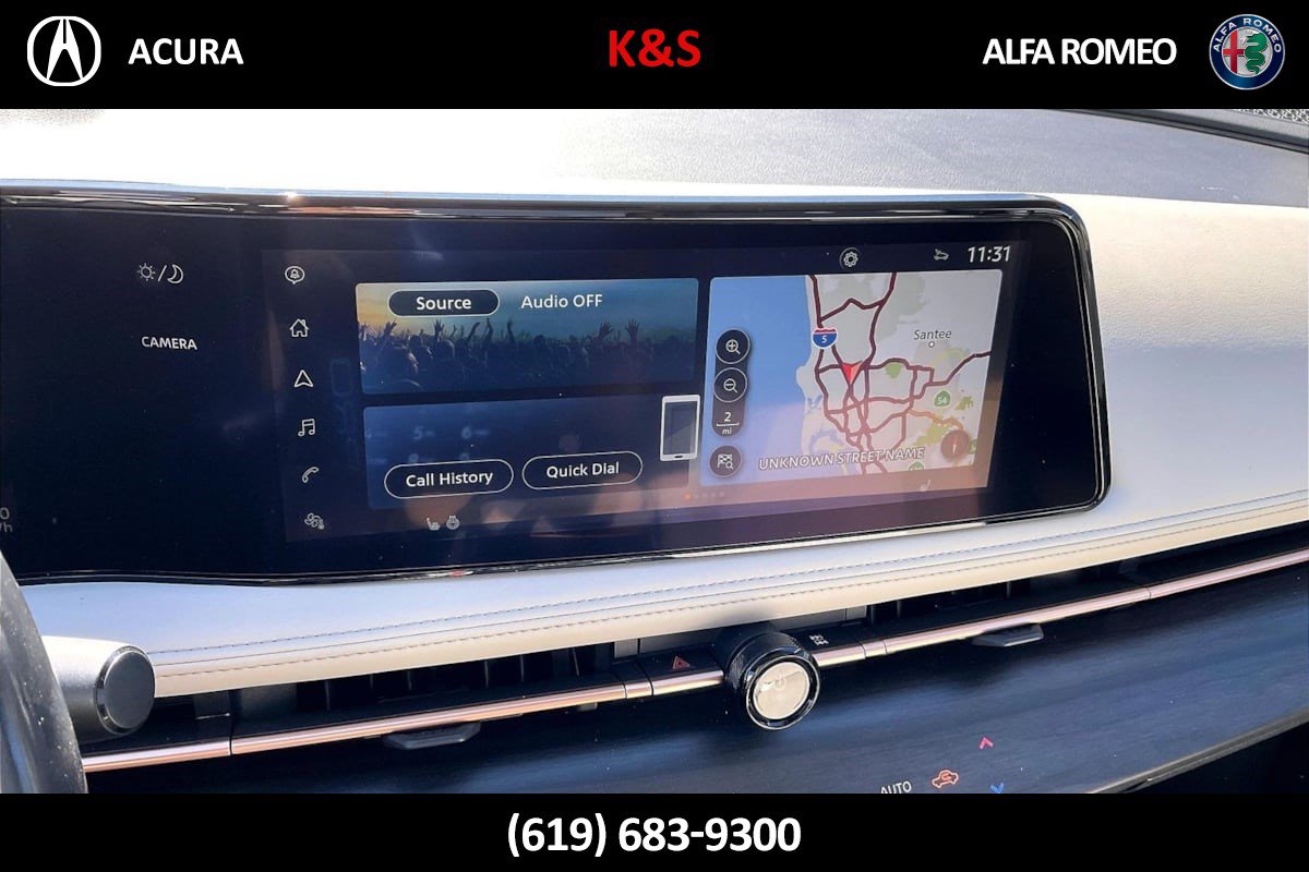 Used 2023 Nissan Ariya AWD image 8