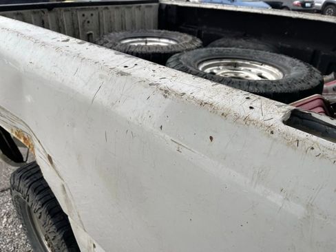 Used 2003 Chevrolet Silverado 2500 LS image 37