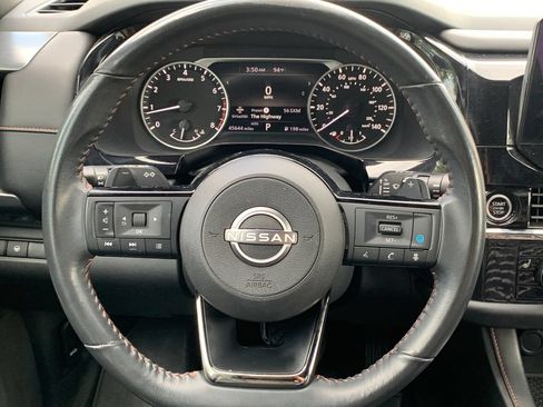 Used 2023 Nissan Pathfinder Rock Creek AWD/4WD image 15