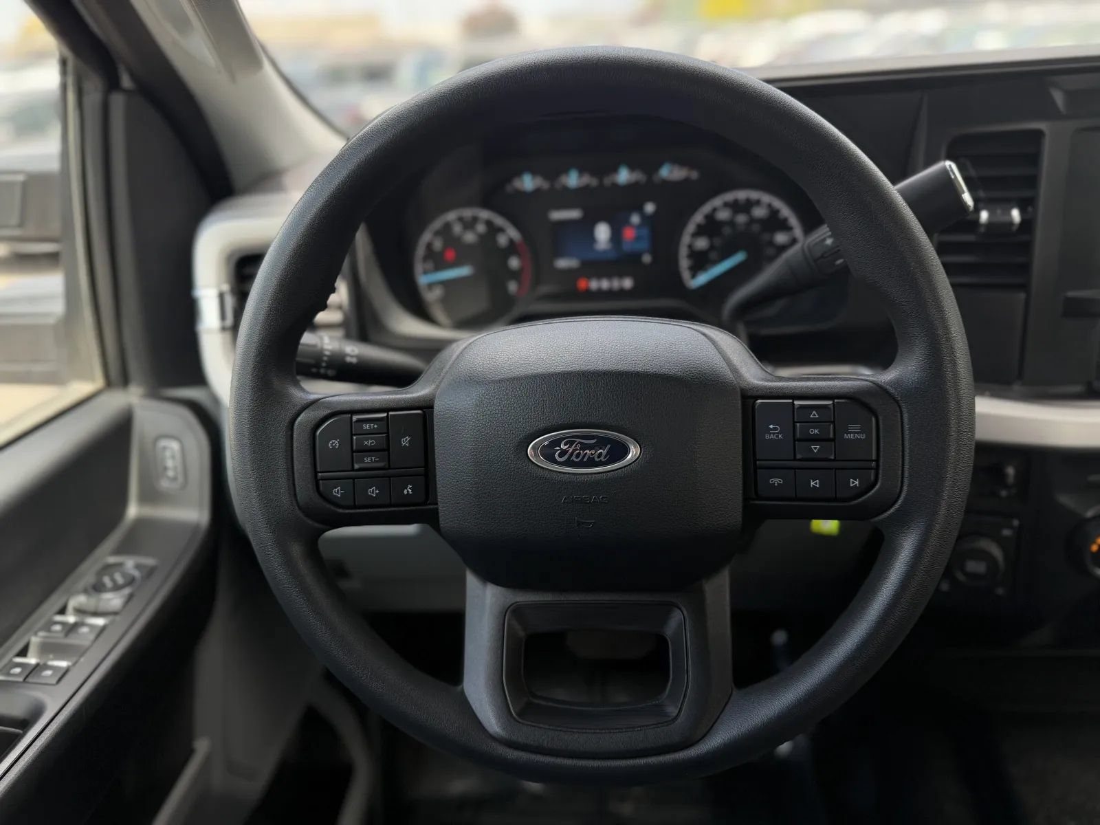 Used 2024 Ford F250 XL w/ FX4 Off-Road Package AWD/4WD image 21