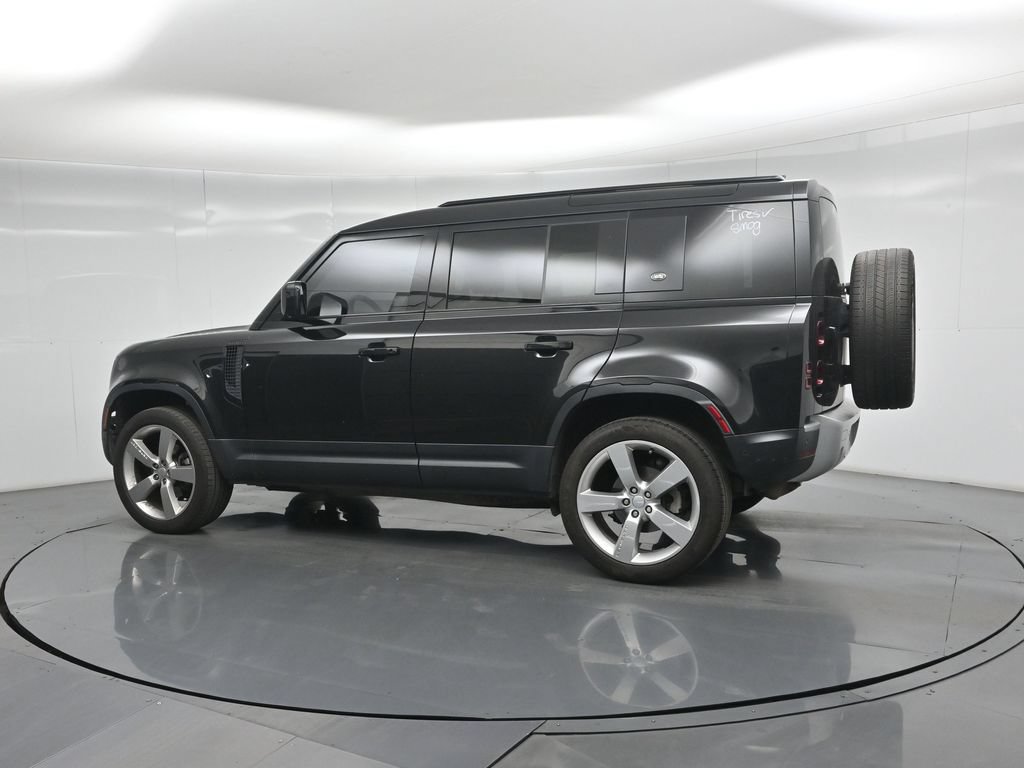 Used 2024 Land Rover Defender 110 S AWD/4WD image 20