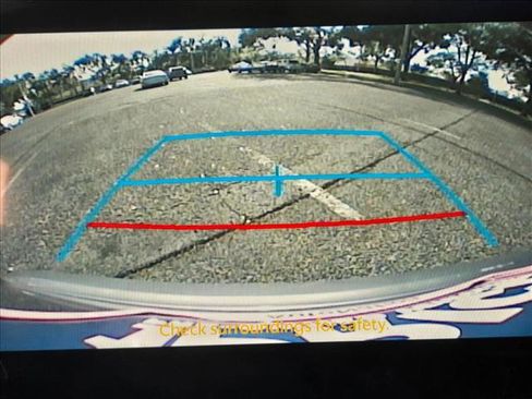 Used 2023 Toyota Corolla LE image 13