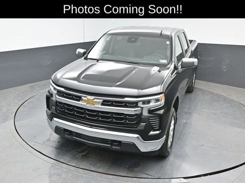 Used 2024 Chevrolet Silverado 1500 LT AWD/4WD image 16